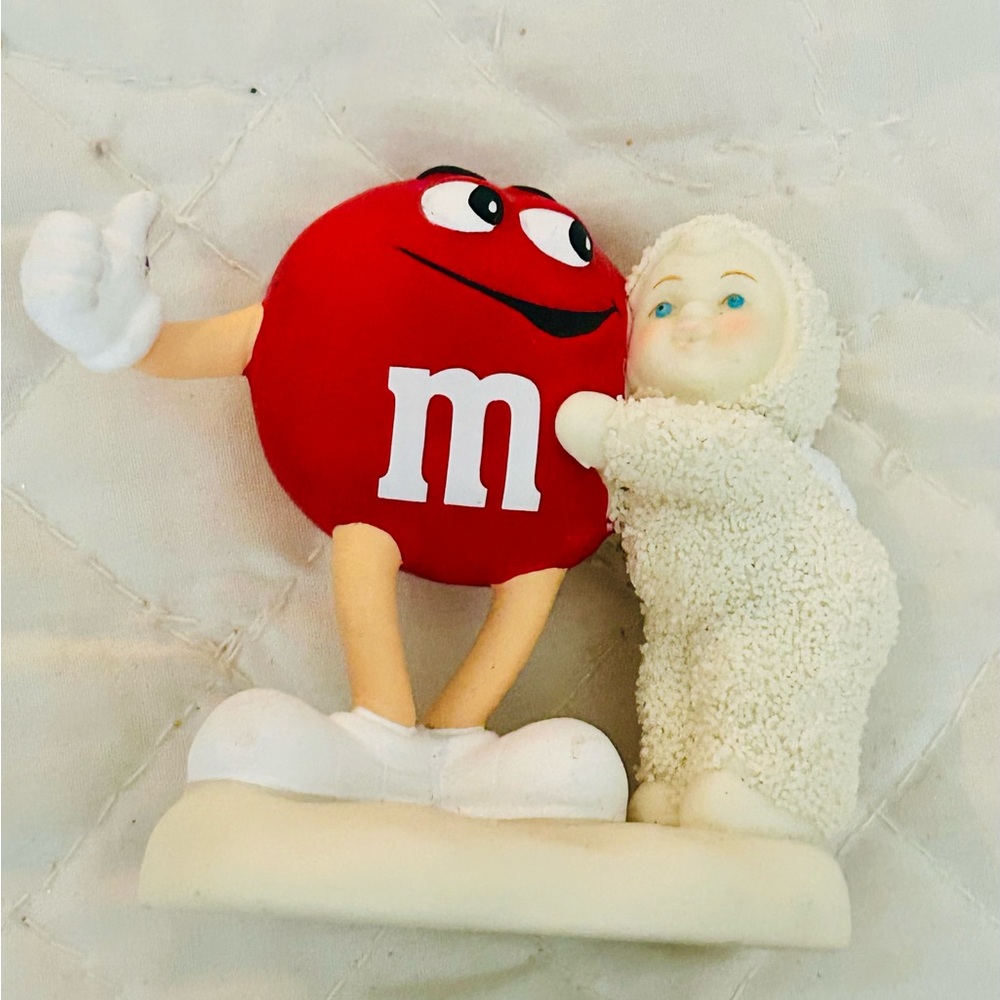 M&M snowbabies Red figurine Dept 56